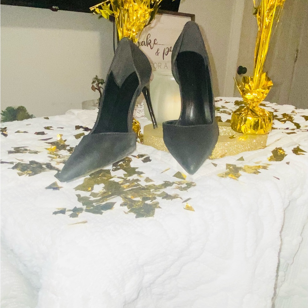Express Black leather SEXY HEELz. NEVER WORN‼️